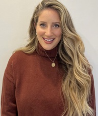 Book an Appointment with Isabella Edelshteyn for Physiotherapy