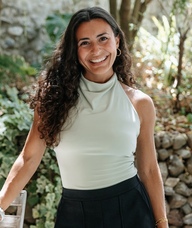 Book an Appointment with Victoria Pulla for Free 15min Consultation Call (Video)