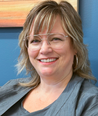 Book an Appointment with Robin Schmidt for Returning Clients