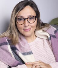 Book an Appointment with Juliana Hupsel for Complimentary Consultation