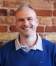 Book an Appointment with Victor Mendoza for Massage Therapy