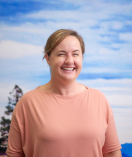 Book an Appointment with Niki Olivier for Physiotherapy