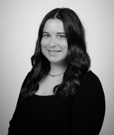 Book an Appointment with Kelly Houlahan at OAK BAY LOCATION