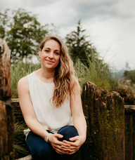 Book an Appointment with Dr. Lyndsey Zigar for Naturopathic Medicine